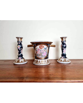 Le village de 58 brocanteurs - Buffet époque Empire en noyer