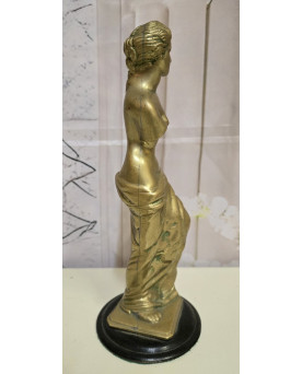 Le village de 58 brocanteurs - Statue en bronze à patine dorée représentant la Vénus de Milo