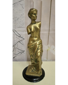 Le village de 58 brocanteurs - Statue en bronze à patine dorée représentant la Vénus de Milo