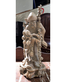 Le village de 58 brocanteurs - Chine Shou Lao : grande sculpture en bois clair