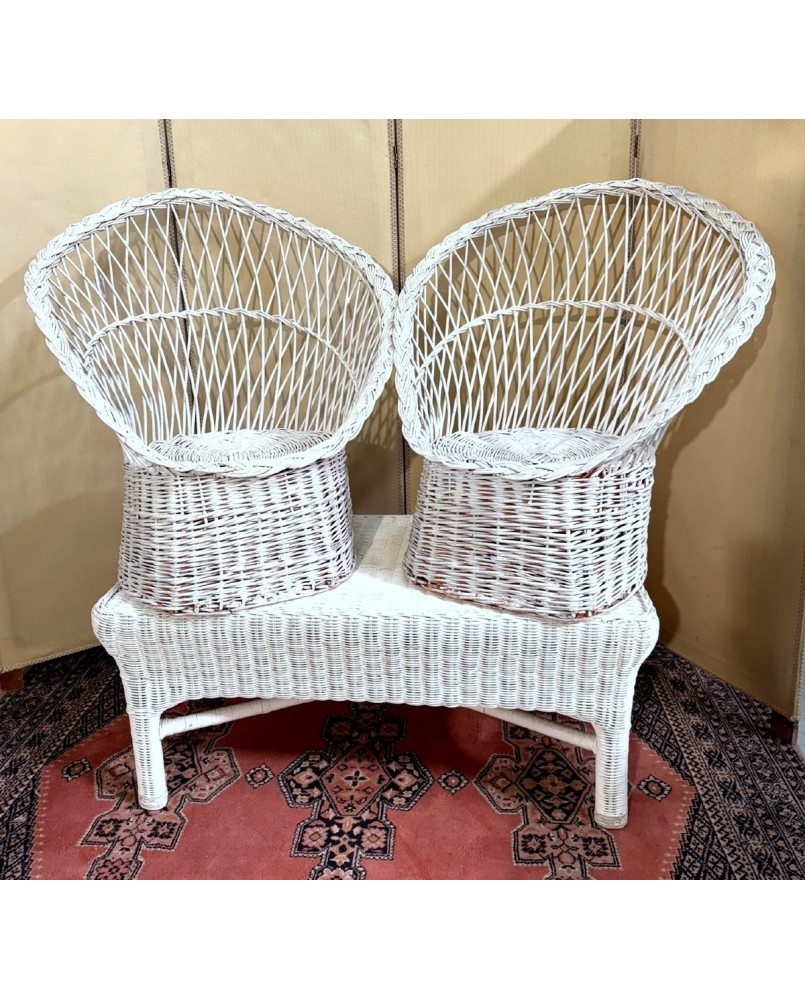Le village de 58 brocanteurs -  Vitrine Venitienne en bois peint