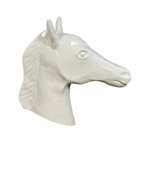 Le village de 58 brocanteurs - Monumentale Sculpture design: cheval en résine par Philippe Arrachard (1962) / haut 165cm