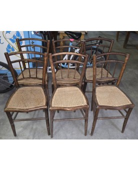 Le village de 58 brocanteurs -  Vitrine Venitienne en bois peint