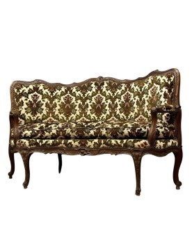 Le village de 58 brocanteurs - Rare Banquette d'angle / caqueteuse style Louis XV en bois sculpté