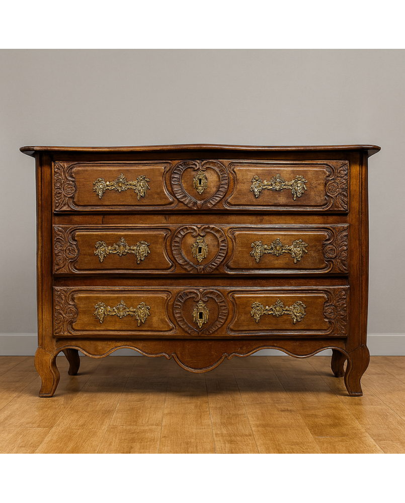 Le village de 58 brocanteurs - Importante commode Lyonnaise galbée époque Louis XV en noyer