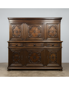 Le village de 58 brocanteurs - Important buffet style renaissance en noyer