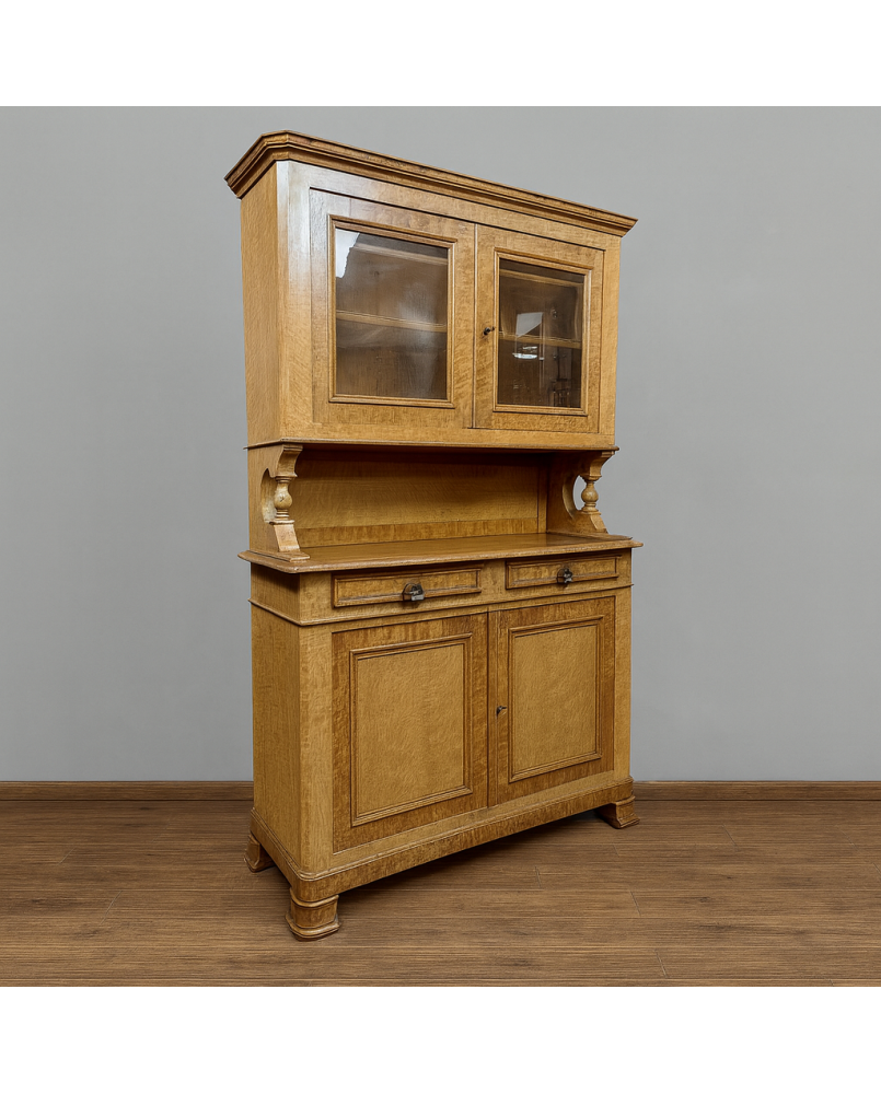 Le village de 58 brocanteurs - buffet deux corps époque Louis Philippe en bois laqué
