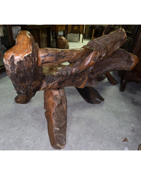 Le village de 58 brocanteurs - Rare fauteuil en racine d'abre