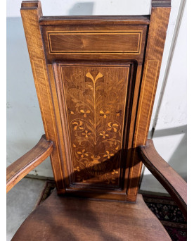 Le village de 58 brocanteurs - Paire de fauteuils style Renaissance en noyer et marqueterie