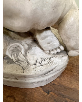 Le village de 58 brocanteurs - Lebrun : Putti en terre cuite émaillée