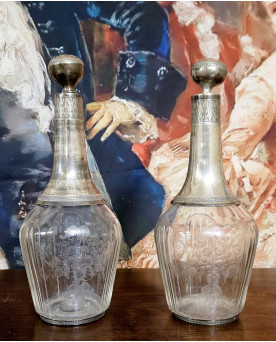 Village des brocanteurs 58 - paire de carafes anciennes en cristal et argent massif