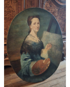 Le village de 58 brocanteurs - Grand portrait ovale représentant une jeune femme peintre, tenant une palette