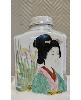Le village de 58 brocanteurs - paire de pots en porcelaine, décorés de jeunes femmes japonaises (Geishas)