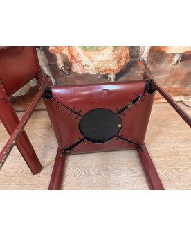 Le village de 58 brocanteurs - Paire de Fauteuils en cuir des années 70 par De Couro of Brazil (signés)
