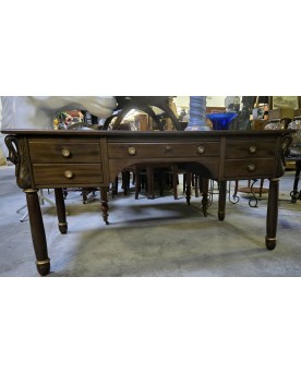 Le village de 58 brocanteurs - Bureau Ministre de centre style empire a cols de cygnes en acajou