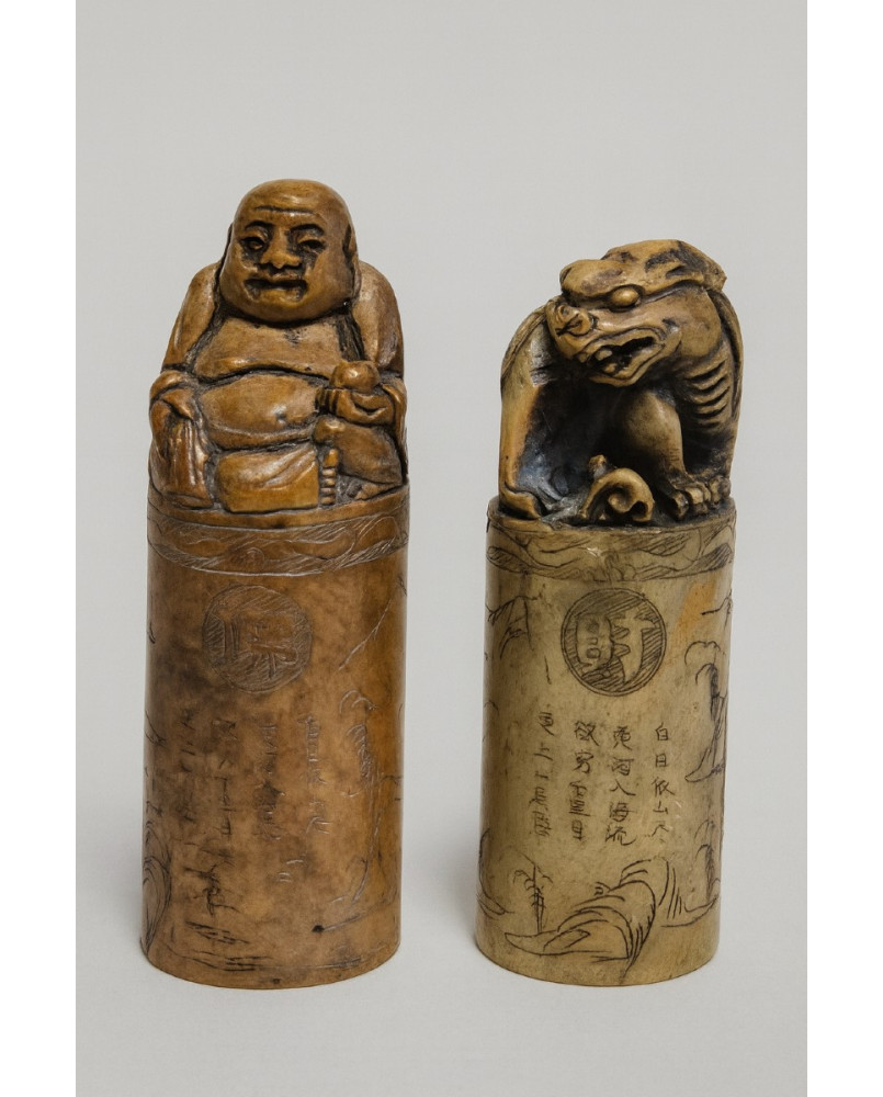 Le village de 58 brocanteurs - Rare et intéressante paire de cachets chinois anciens, sculptés en pierre dure naturelle
