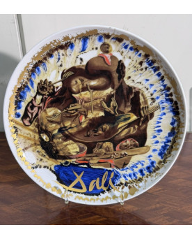Le village de 58 brocanteurs - Salvador Dali, L'Assiette De Gala, Porcelaine de Rosenthal édition limitée