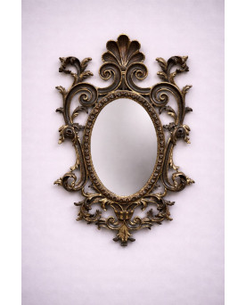 Le village de 58 brocanteurs - miroir ancien de style Louis XV, richement sculpté à décor de rinceaux, coquilles et feuillages