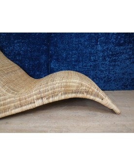 Le village de 58 brocanteurs -  Vitrine Venitienne en bois peint