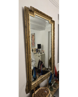 Le village de 58 brocanteurs - grand miroir ancien époque Napoléon III en bois finement sculpté et doré à la feuille
