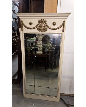 Le village de 58 brocanteurs - Buffet époque Empire en noyer