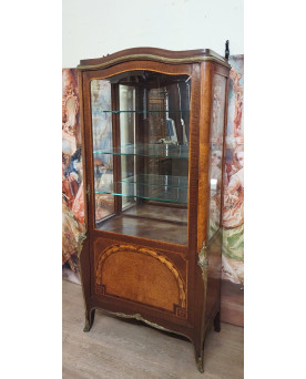 Le village de 58 brocanteurs - D'après Riesener : Secrétaire de style louis XVI en marqueterie