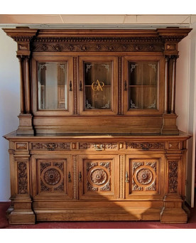Le village de 58 brocanteurs - Buffet époque Empire en noyer