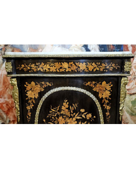 Le village de 58 brocanteurs - Meuble Boulle galbé époque Napoléon III en bois laqué et marquéterie