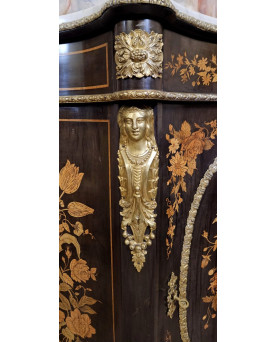 Le village de 58 brocanteurs - Meuble Boulle galbé époque Napoléon III en bois laqué et marquéterie
