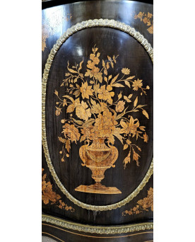 Le village de 58 brocanteurs - Meuble Boulle galbé époque Napoléon III en bois laqué et marquéterie