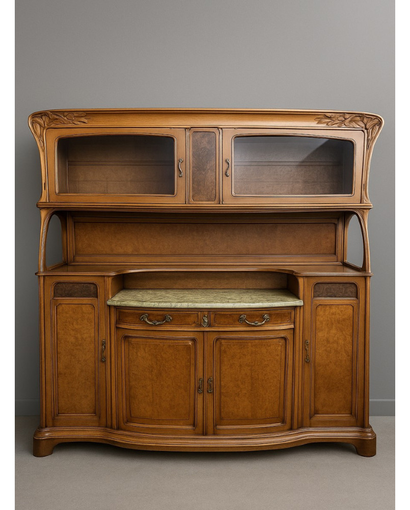 Le village de 58 brocanteurs - D'après Gauthier-Poinsignon : grand buffet a deux corps époque Art Nouveau en noyer et loupe