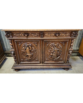 Le village de 58 brocanteurs - Buffet époque Empire en noyer