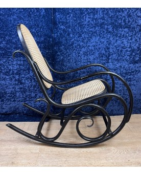 Le village de 58 brocanteurs - FRocking-chair Dans Le Goût De Thonet En Bois Courbé Noirci