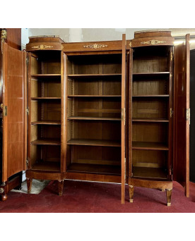 Le village de 58 brocanteurs - bibliothèque vitrine de style Louis XVI en marquéterie
