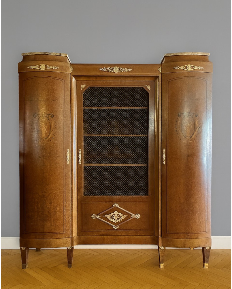 Le village de 58 brocanteurs - bibliothèque vitrine de style Louis XVI en marquéterie