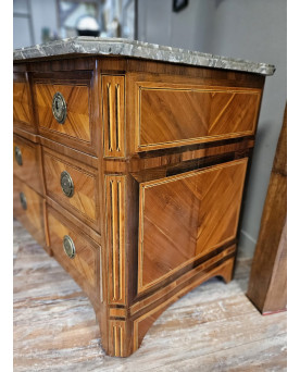 Le village de 58 brocanteurs - Buffet époque Empire en noyer