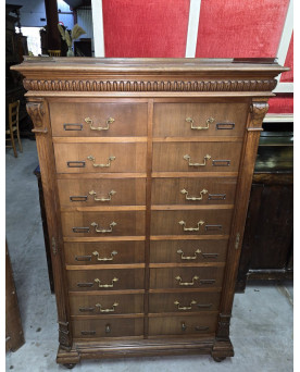 Le village de 58 brocanteurs - Buffet époque Empire en noyer