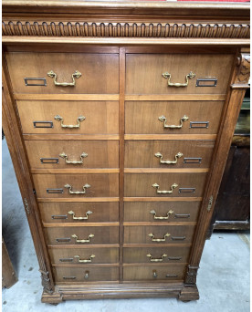 Le village de 58 brocanteurs - Buffet époque Empire en noyer