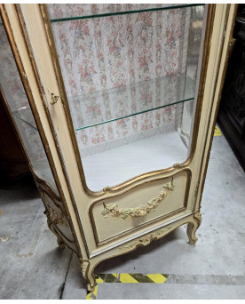 Le village de 58 brocanteurs - Buffet époque Empire en noyer