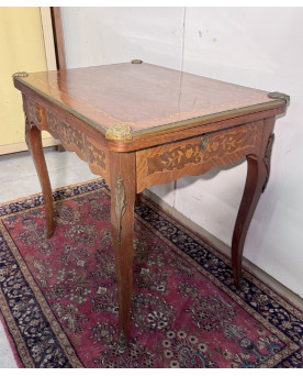 Le village de 58 brocanteurs - Buffet époque Empire en noyer