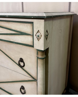 Le village de 58 brocanteurs - Commode style consulat en bois laqué