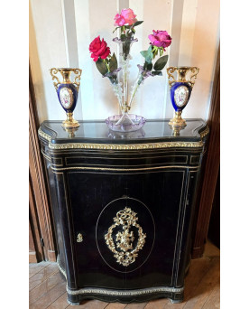 Le village de 58 brocanteurs - Buffet époque Empire en noyer