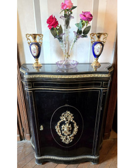 Le village de 58 brocanteurs - Buffet époque Empire en noyer