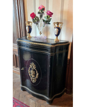 Le village de 58 brocanteurs - Buffet époque Empire en noyer