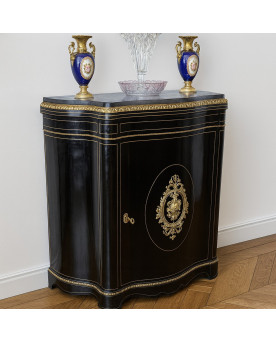 Le village de 58 brocanteurs - Buffet époque Empire en noyer