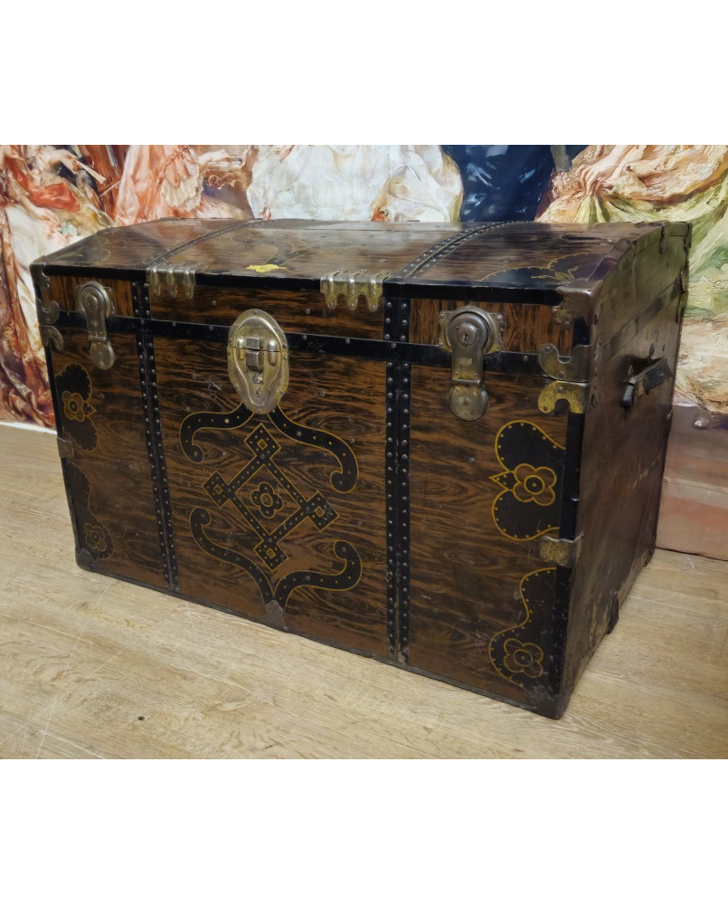 Le village de 58 brocanteurs - Buffet époque Empire en noyer