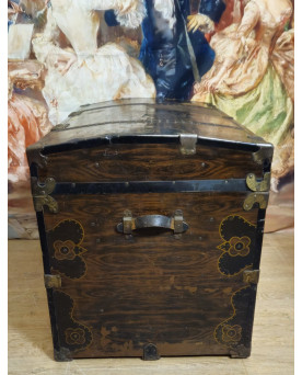 Le village de 58 brocanteurs - Buffet époque Empire en noyer