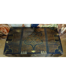 Le village de 58 brocanteurs - Buffet époque Empire en noyer