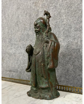 Le village de 58 brocanteurs - Asie XIXeme : statue en bronze représentant un sage chinois, probablement un immortel taoïste