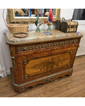 Le village de 58 brocanteurs - Buffet époque Empire en noyer
